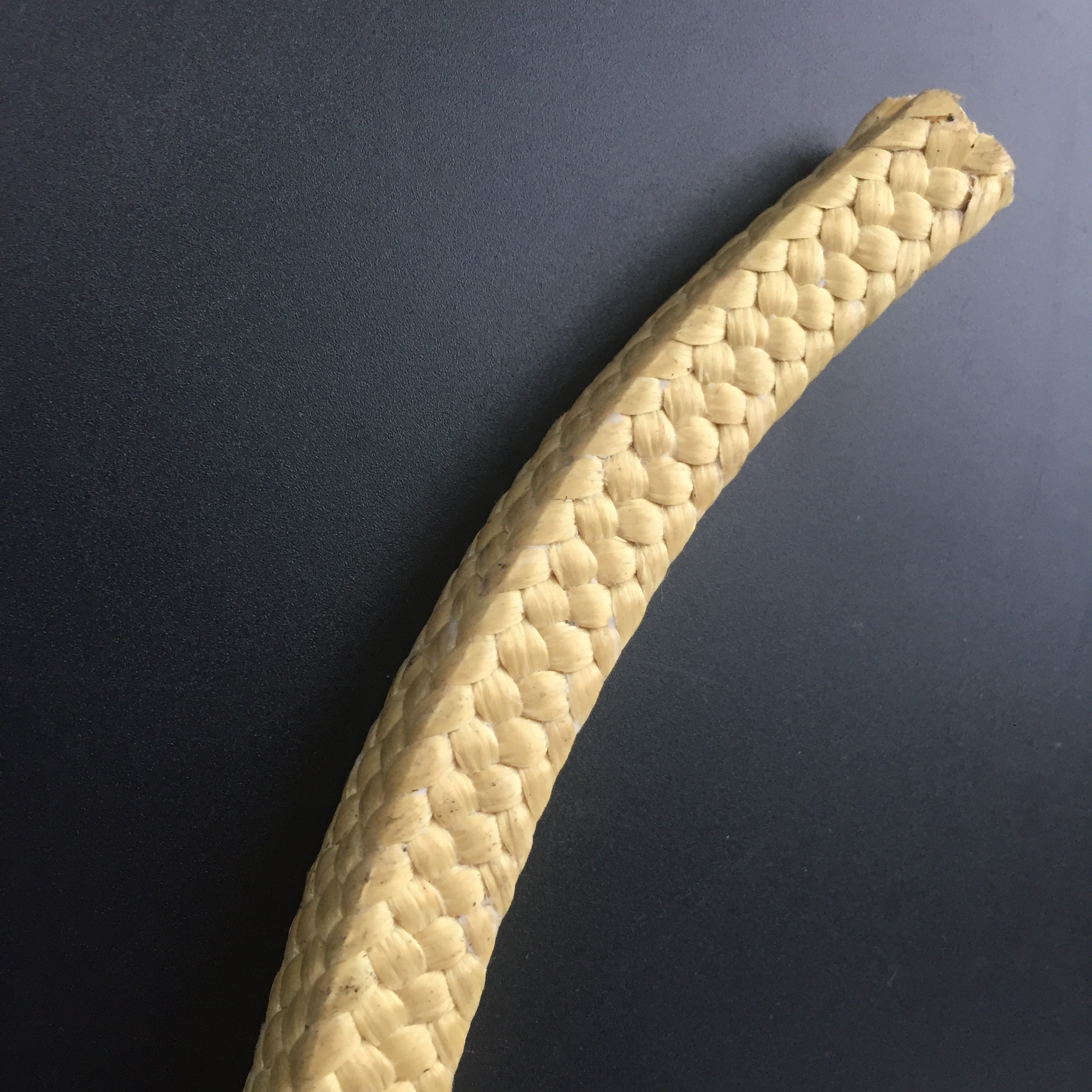 Які характеристики упаковки Aramid Fiber?